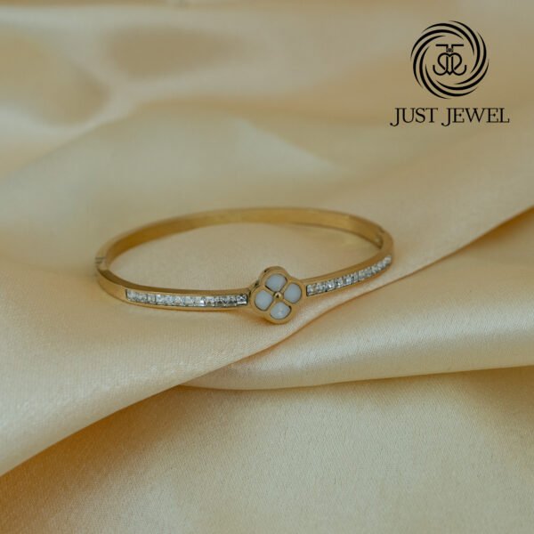 Flower Design of White Bracelet By Just Jewel - Image 2