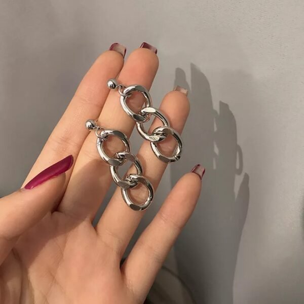 Korean Chain shape Earrings - Image 2