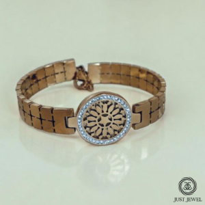 Golden Classic Design Bracelet By Just Jewel