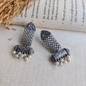 "Rajsi Kalika" Oxidized Silver Earrings