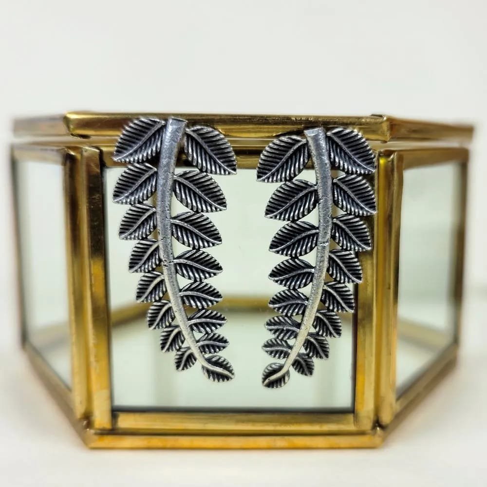 "Vanshika Pallav" Silver Leaf Earrings - Image 2