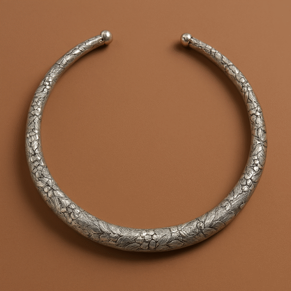 Navratri Silver Hasli Choker – Handcrafted Floral Engraved Necklace for Ethnic Wear