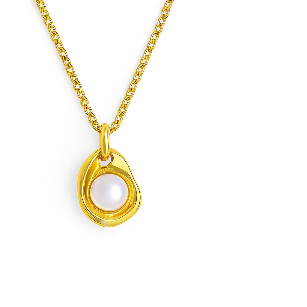 “Golden Embrace” Pearl Pendant Necklace