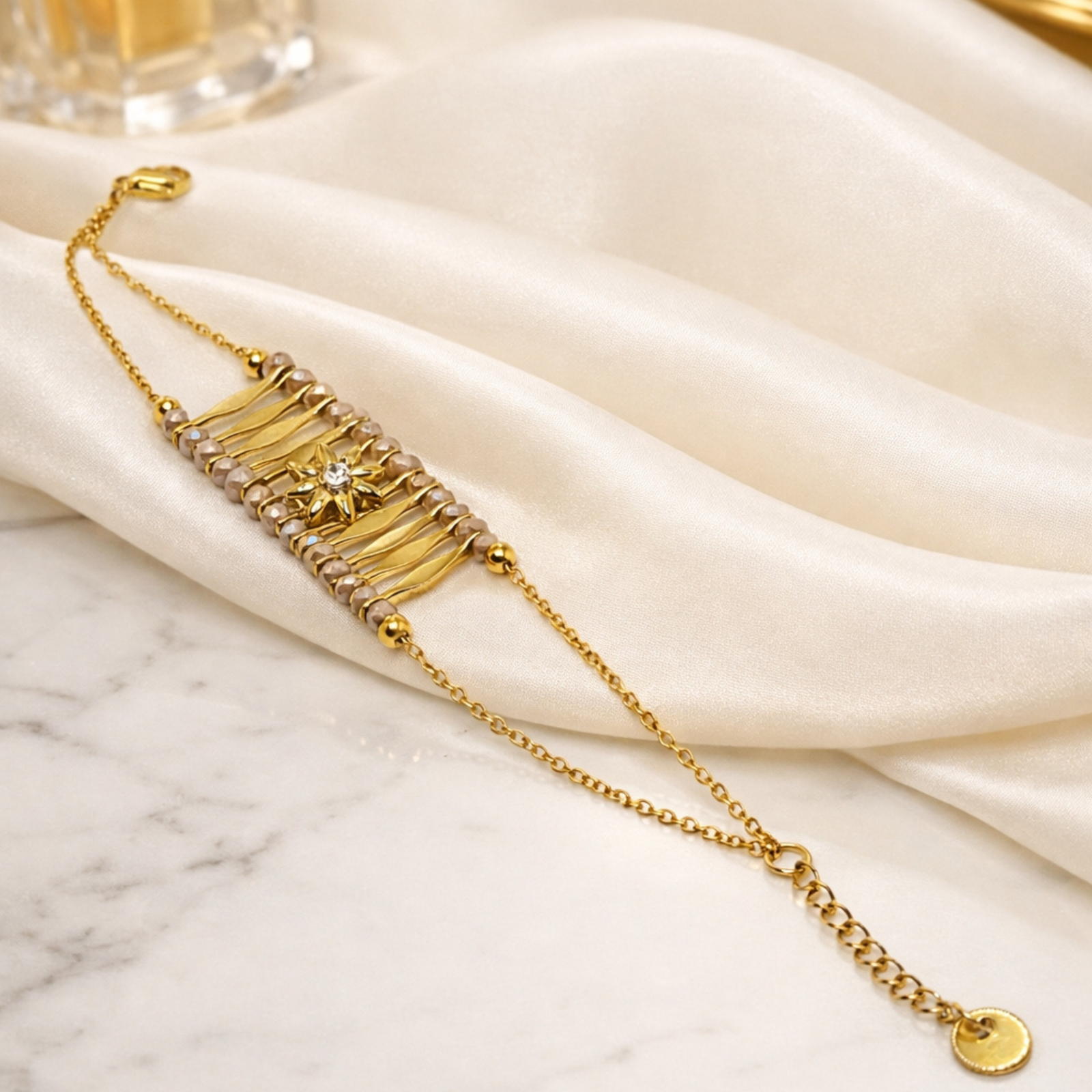 18K Gold Plated White Bead Floral Bracelet – Anti-Tarnish Waterproof 316L Stainless Steel Boho Charm Bracelet for Women